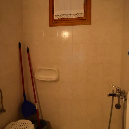 Gerakina Hostel