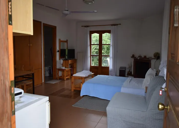 Gerakina Hostel Vavdhos