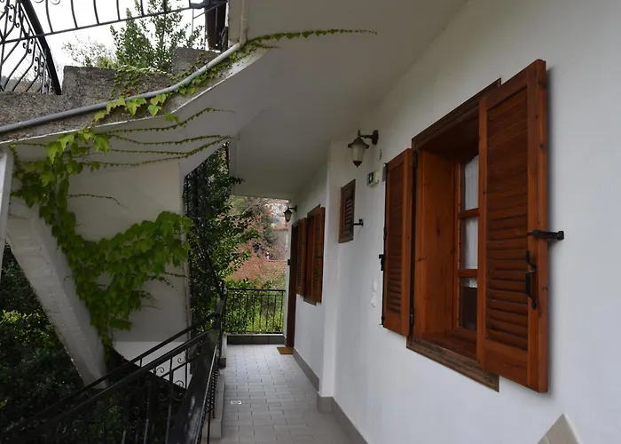 Gerakina Hostel