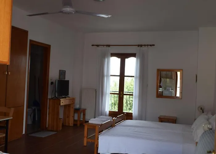 Hostel Gerakina Vavdhos