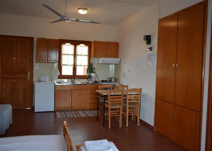 Hostel Gerakina