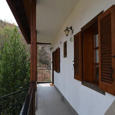 Gerakina Ostello Vavdhos